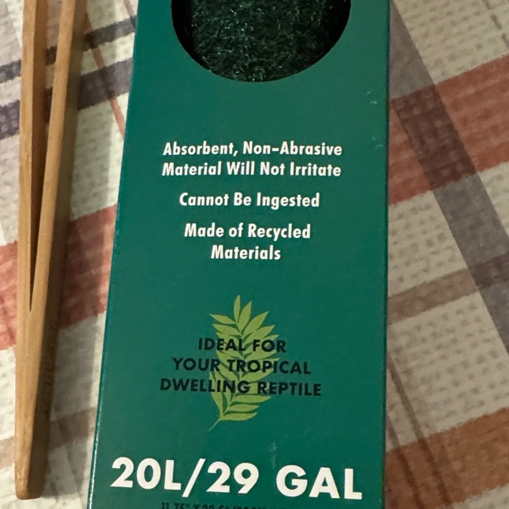 Zilla Green Terrarium Liner for Reptiles